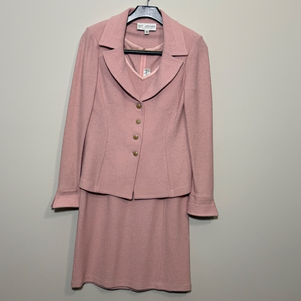 St. John Collection Blush Pink Knit Two-Piece Pantsuit